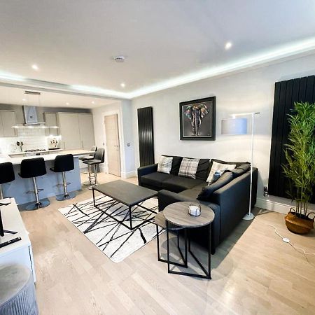 Modern 3 Bedroom Apartment, West End EDI Exterior foto